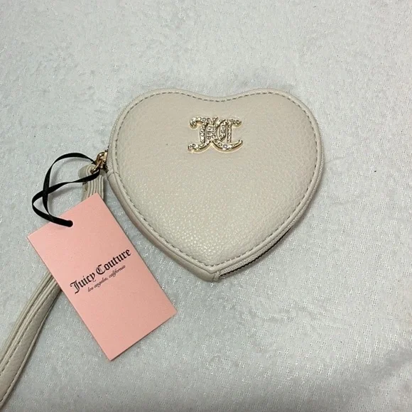 Juicy Couture Cream Heart Wristlet Coinpurse - Picture 2 of 9